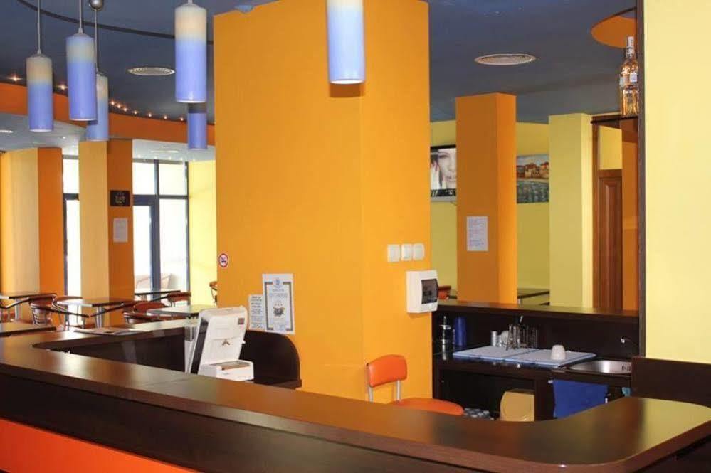 Siana Hotel Sveti Vlas Bagian luar foto
