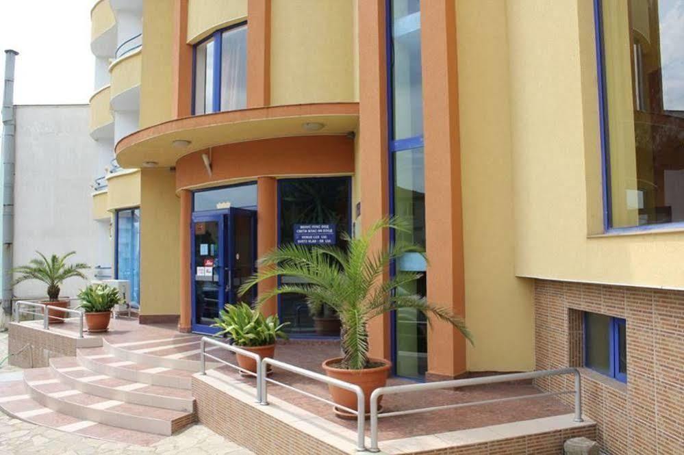 Siana Hotel Sveti Vlas Bagian luar foto